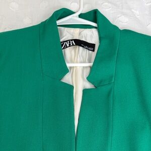 Zara Women's Vibrant Green Blazer
